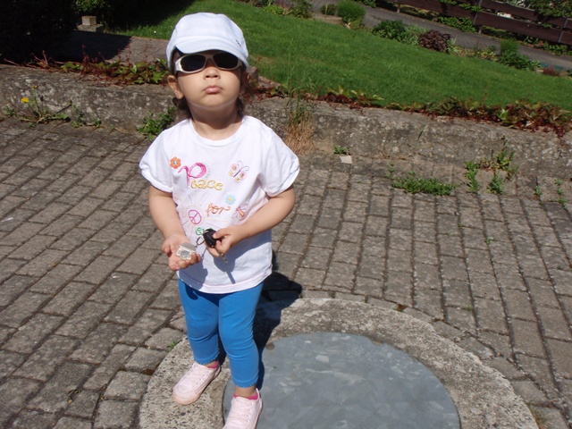 09.JPG